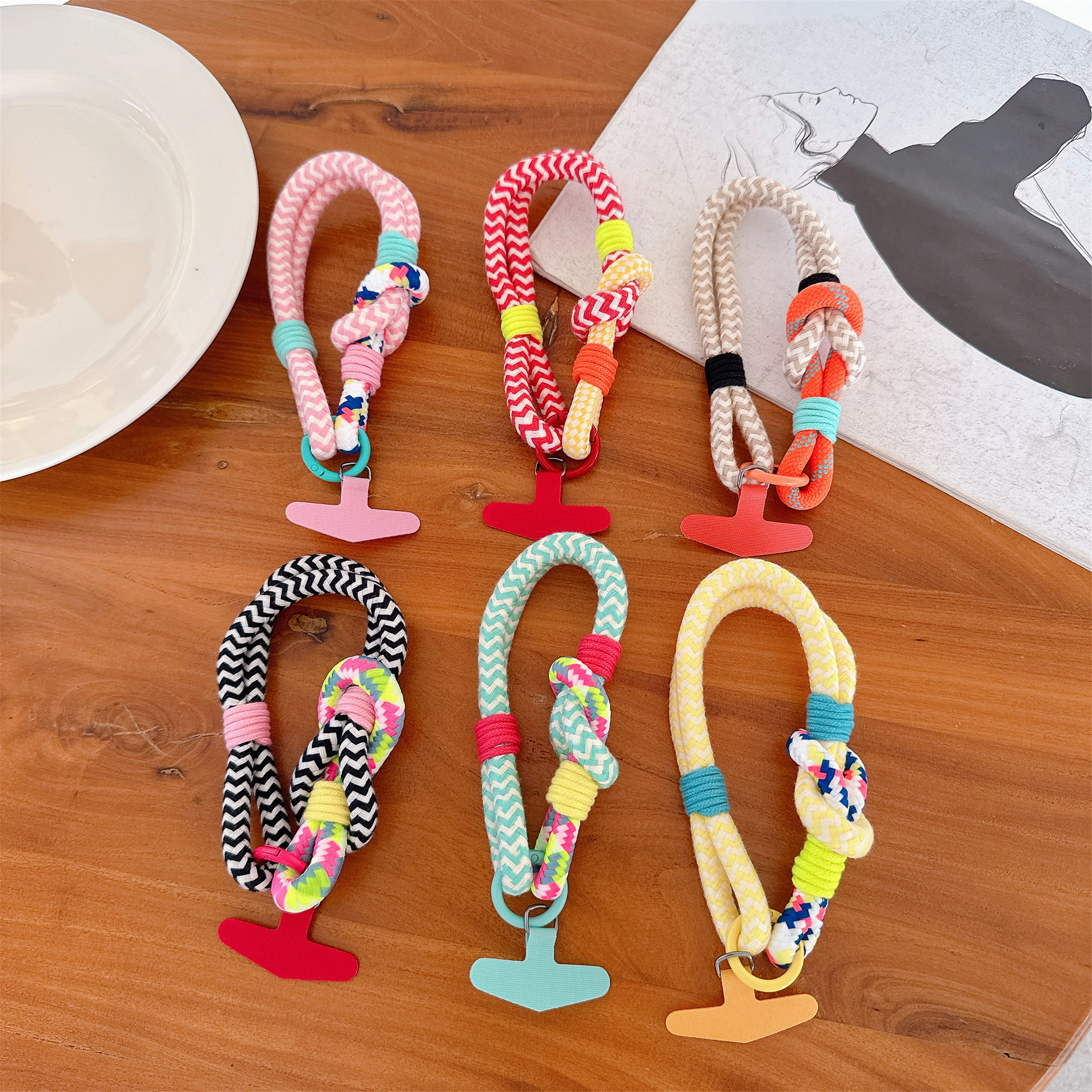 Keychains Contrast Color Key C - Luxury Bags ulasan dan harga